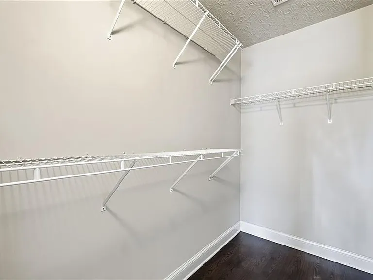 4408 Webb Meadows Dr — Photo 36