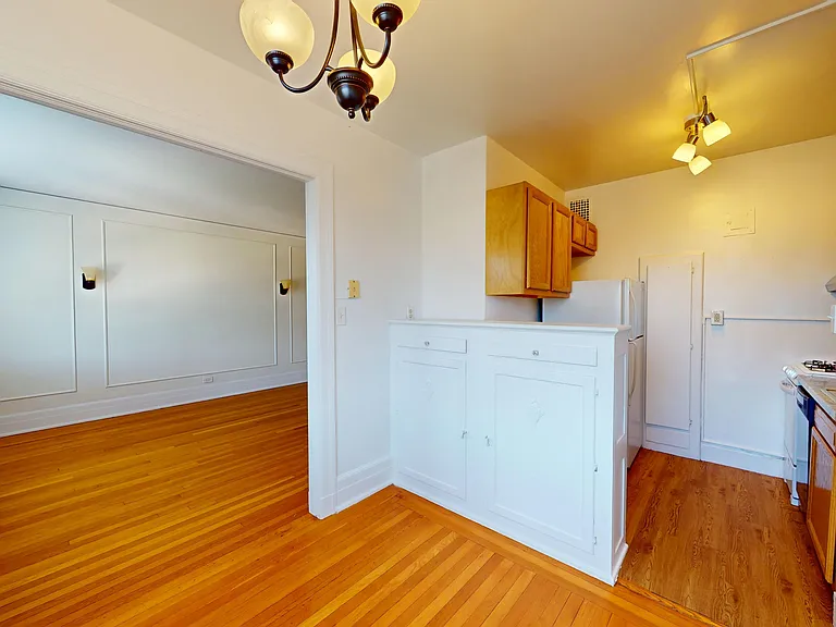 75 Willett — Photo 15