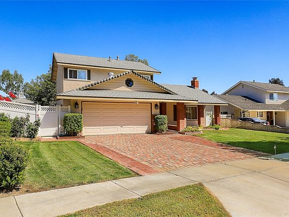 4th image of 15159 Ashwood Ln
