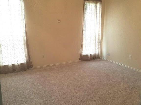 4th image of 708 Ticonderoga Dr