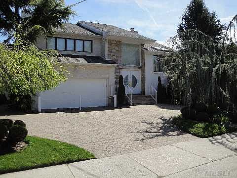 1st image of 16217 90th St