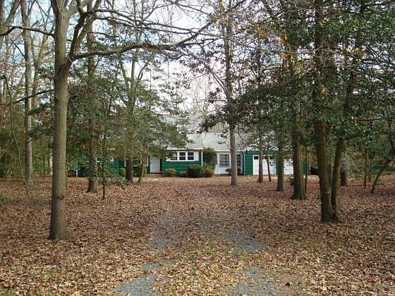 1st image of 9848 N Shore Dr