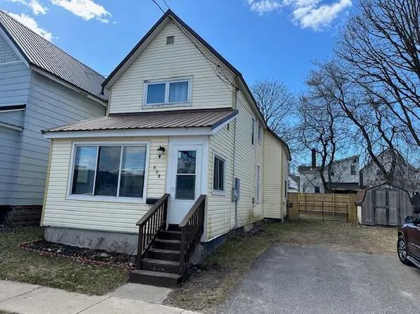 808 Brown St, Sault Sainte Marie, MI 49783