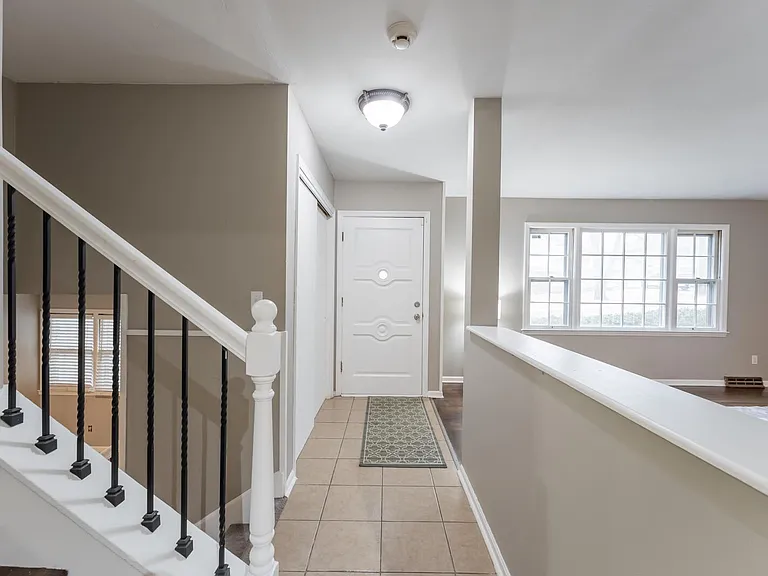 9414 Connell Dr #HOUSE — Photo 13