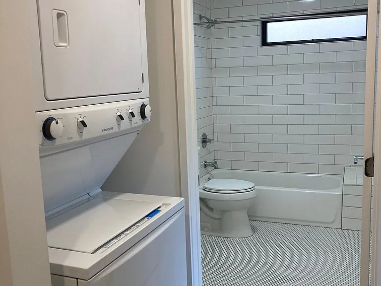 4435 Burns Ave #1 — Photo 16
