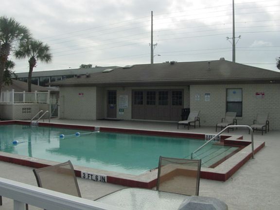 4th image of 3044 Plaza Terrace Dr #3044