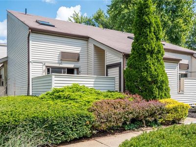 1540 Cedarwood Dr #15H, Westlake, OH, 44145