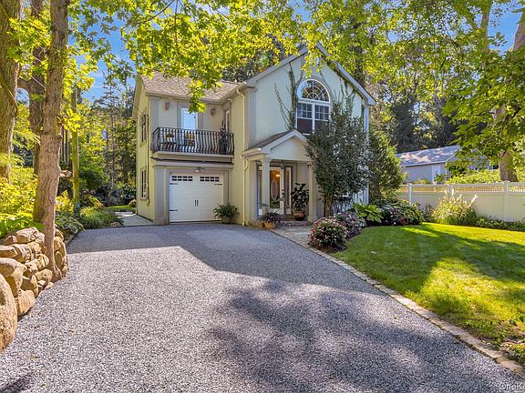 2nd image of 15 Wildwood Road