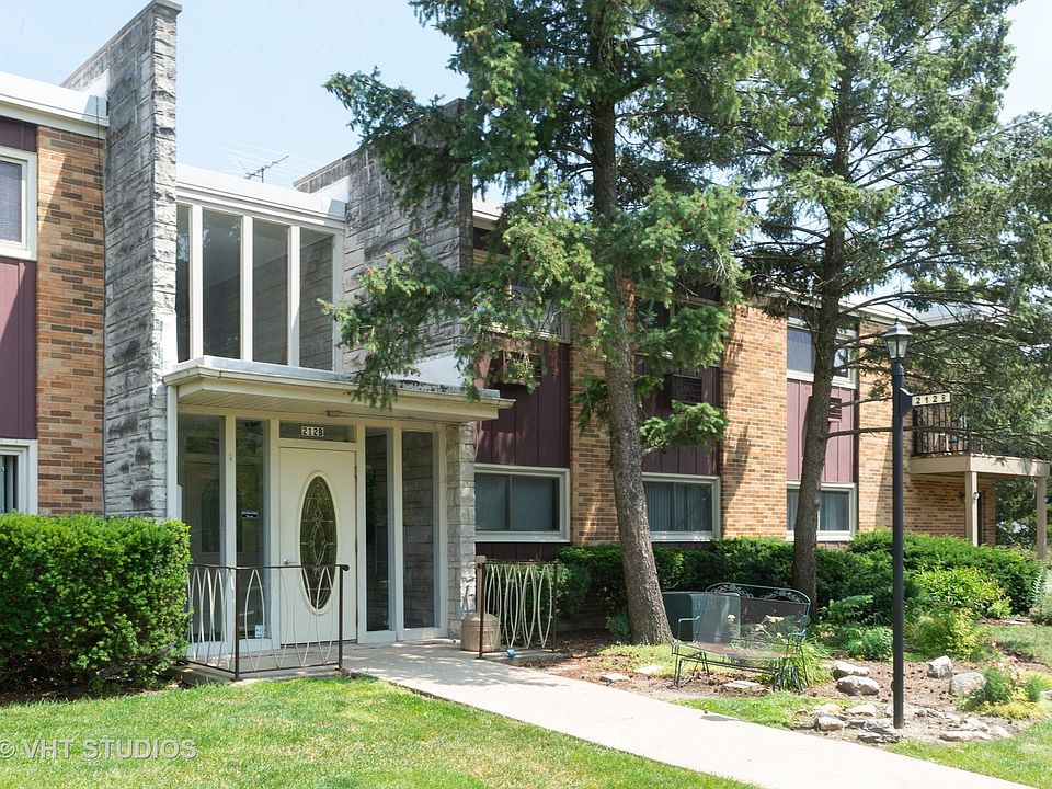 1st image of 212 Collen Dr APT 210