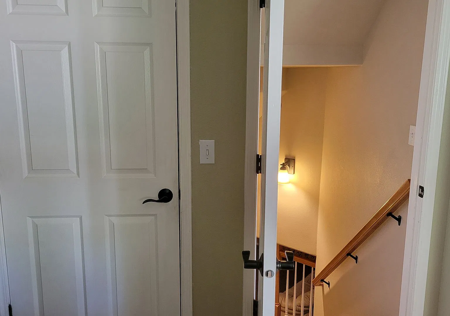 Charming 1-Bedroom Basement Apartment in Pine Creek All Utilities Included! — Photo 2
