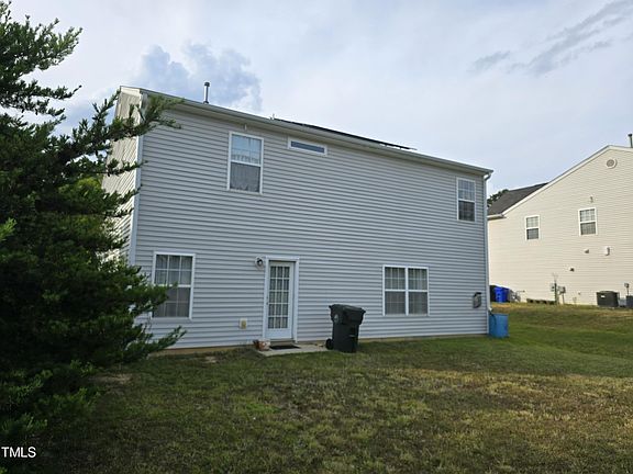 2nd image of 1521 Birkdale Cir