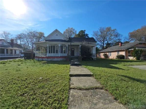 107 Church St, Red Springs, NC 28377