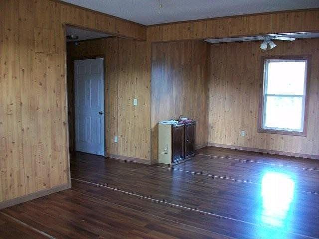 2nd image of 426 Mattie St