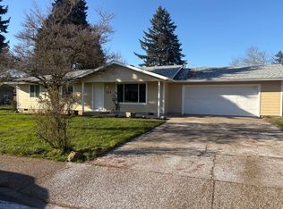 524 S 5th St, Jefferson, OR 97352