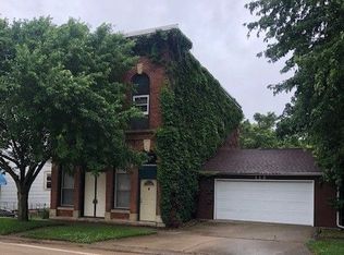 112 E 3rd St, Prophetstown, IL 61277