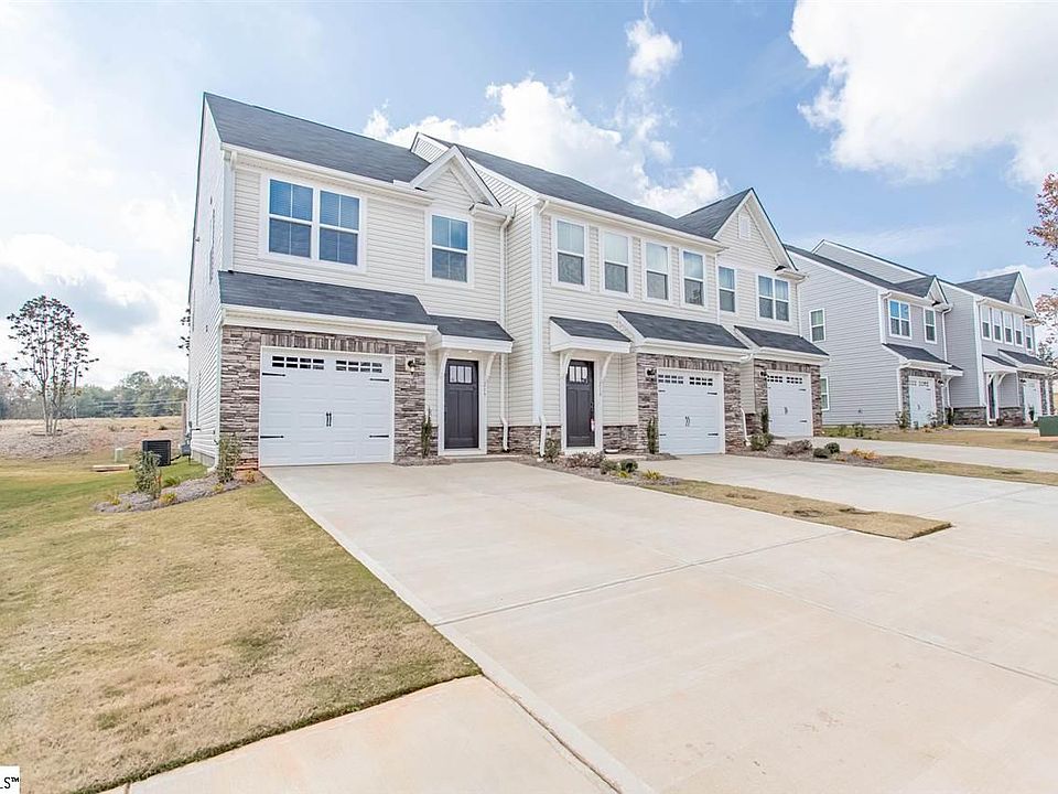 1st image of 217 Clearwood Dr