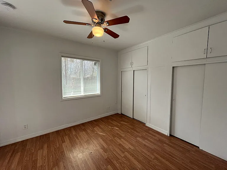 720 N Columbia Ave — Photo 10
