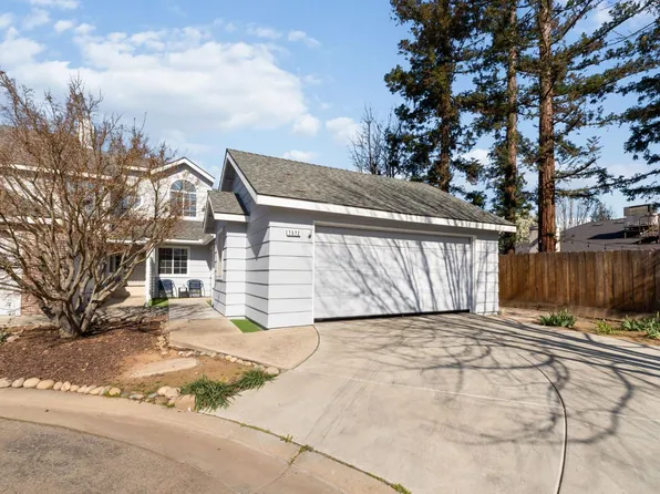 7572 N Millbrook Ave, Fresno, CA 93720