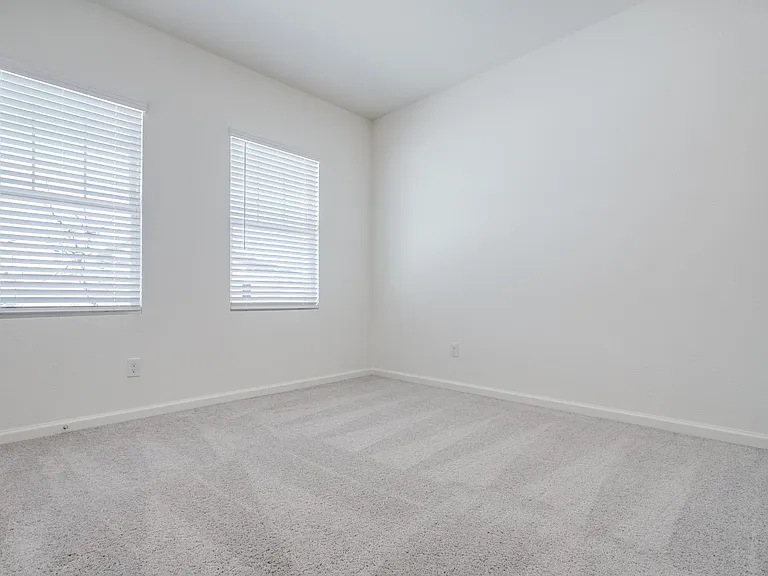 2621 Silver Leaf Ln — Photo 18