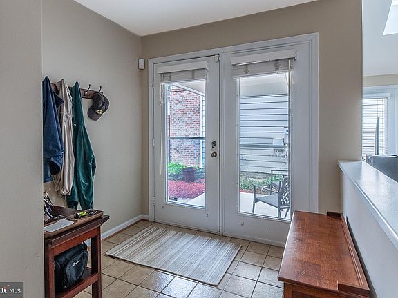 2nd image of 10522 Elmsway Ct