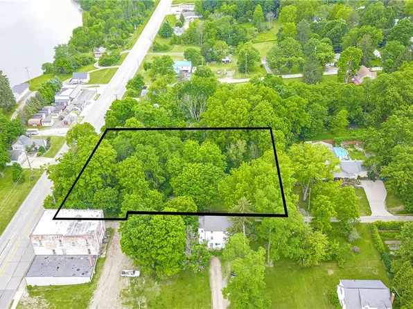 Main Market Rd, Burton, OH 44021