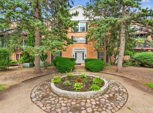 5100 Carriageway Dr APT 305-2, Rolling Meadows, IL 60008