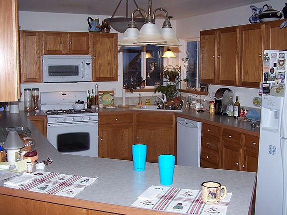 Kitchen Plenty of Counter Space