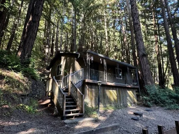 43 Redwood Ave, Pescadero, CA 94060