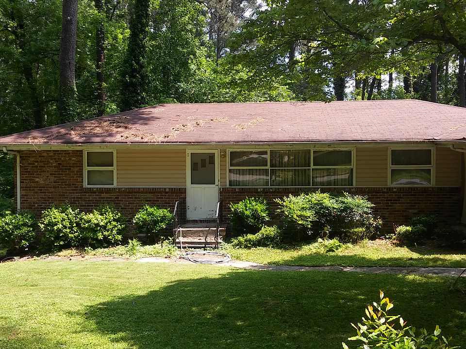 2nd image of 2481 Warren Rd NW