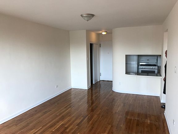 3rd image of 2225 Benson Ave APT 6D