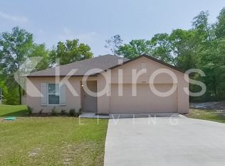 1924 W Roseboro Dr, Citrus Springs, FL 34434