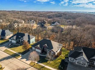 2934 Old Orchard Rd NE, Cedar Rapids, IA 52402