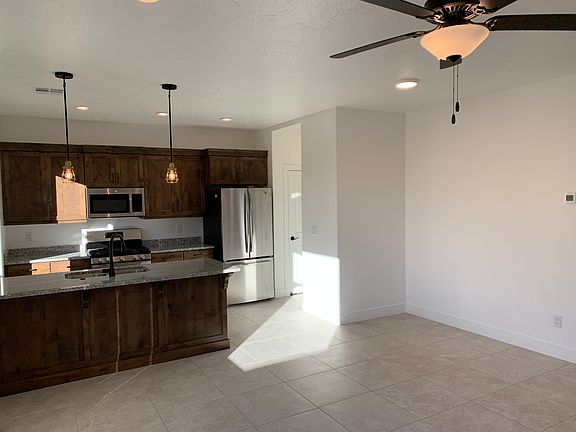 Kitchen area_02222022