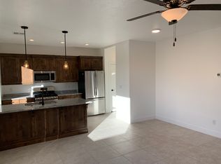 296 N 2470 W, Hurricane, UT 84737