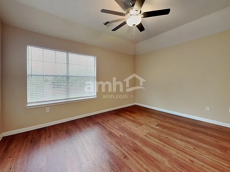 847 Darbydale Crossing Ln — Photo 10