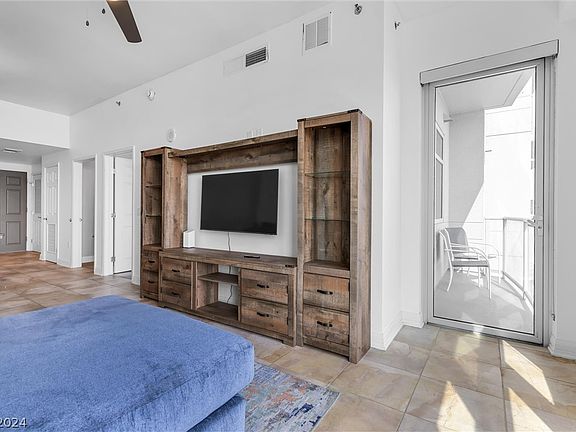5th image of 150 Las Vegas Blvd Unit 1020