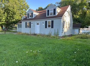 1495 Grafton Rd, Millbury, MA 01527