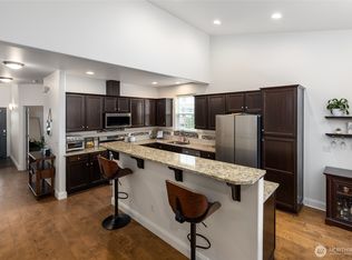 1820 Barnum Ln, Burlington, WA 98233