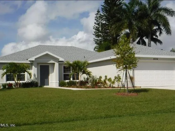 2434 SW HINCHMAN Street, Port St. Lucie, FL 34984