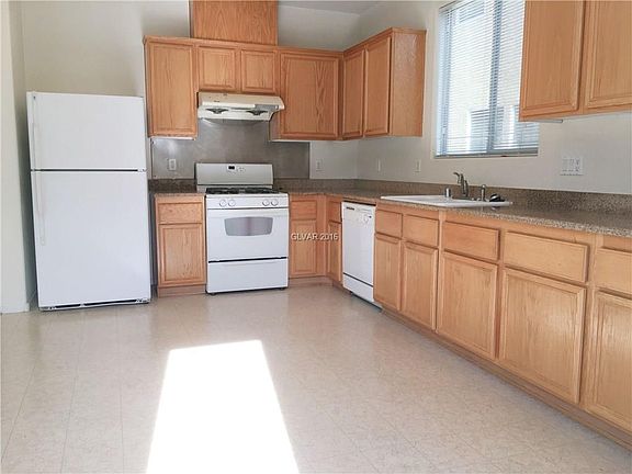 5th image of 10141 Stone Oak Ct #0
