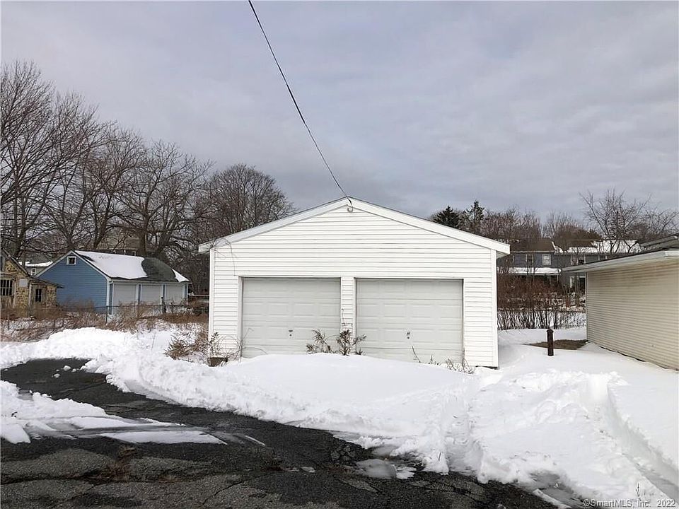 2nd image of 74-76 Ledyard Ave