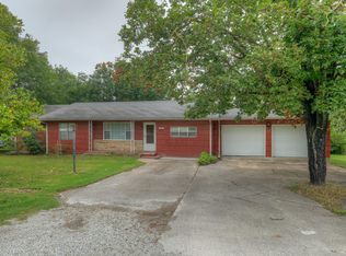 504 Summit St, Carl Junction, MO 64834