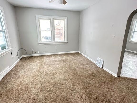 4th image of 1409 W 19th St