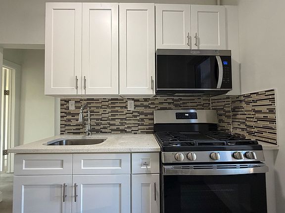 5th image of 117 Corbin Ave APT 107