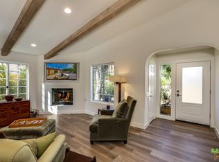 203 W Crestview Dr, Palm Springs, CA 92264