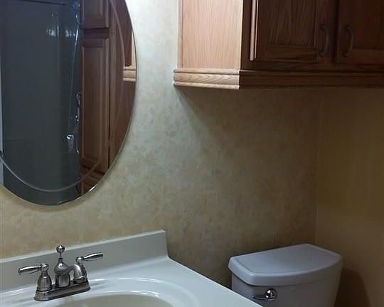 3rd image of 102C Westcliff Cir