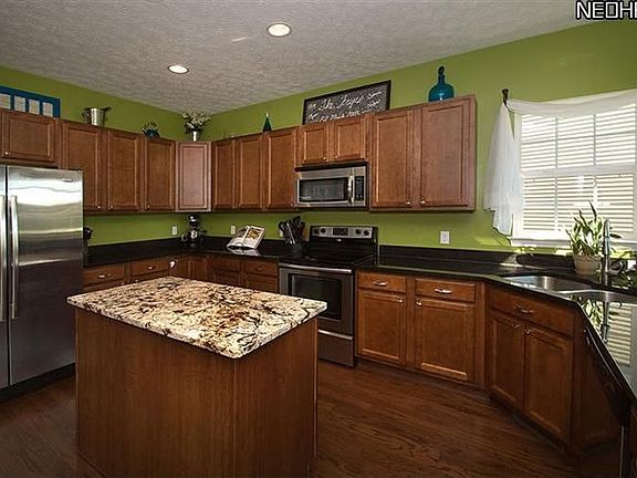 4th image of 373 Belmar Blvd