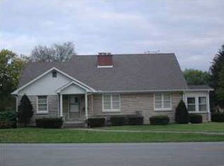 307 N 1st St, Owensville, IN 47665