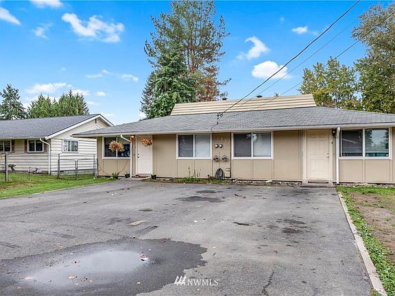 4th image of 11832 38th Ave NE