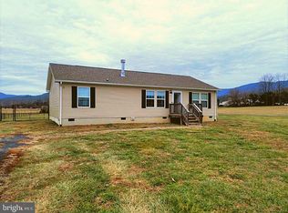 921 Fairview Rd, Luray, VA 22835